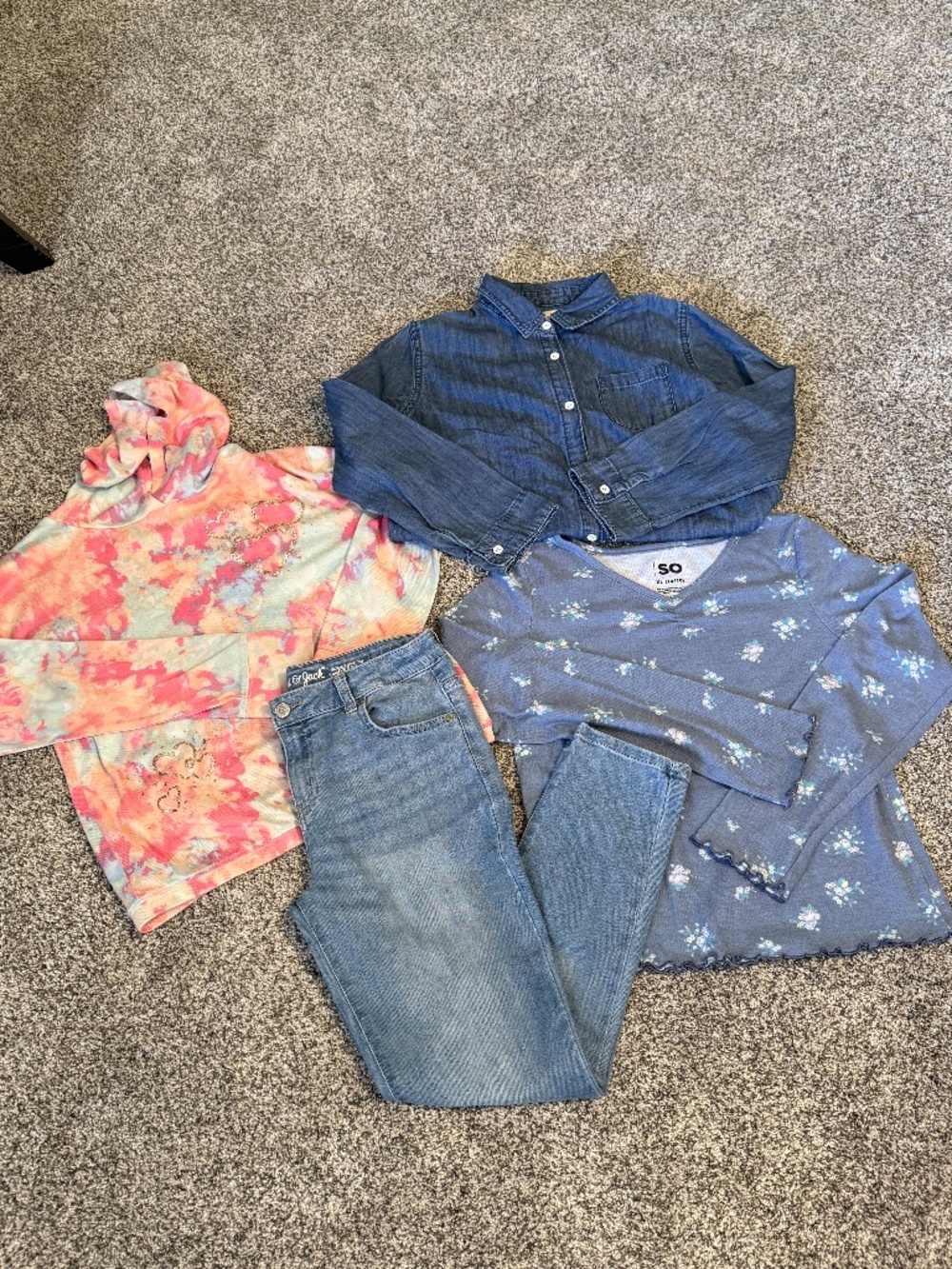 Lot of 4 girls winter fall girls clothes size XL extra large 14/16 tops jeans